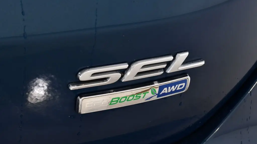 2020 Ford Edge ST Line