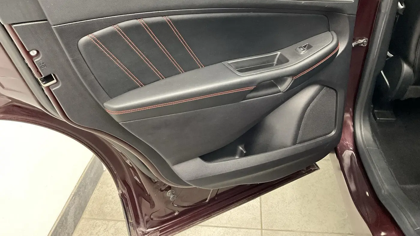 2021 Ford Edge ST-Line