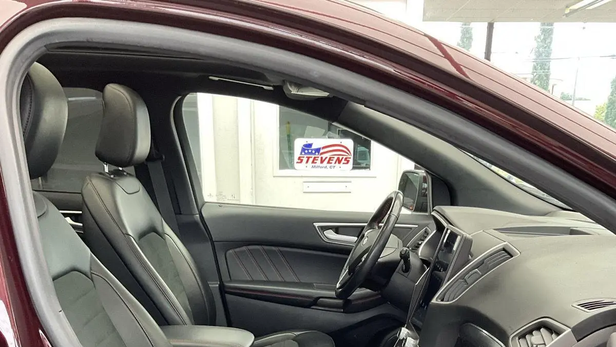 2021 Ford Edge ST-Line
