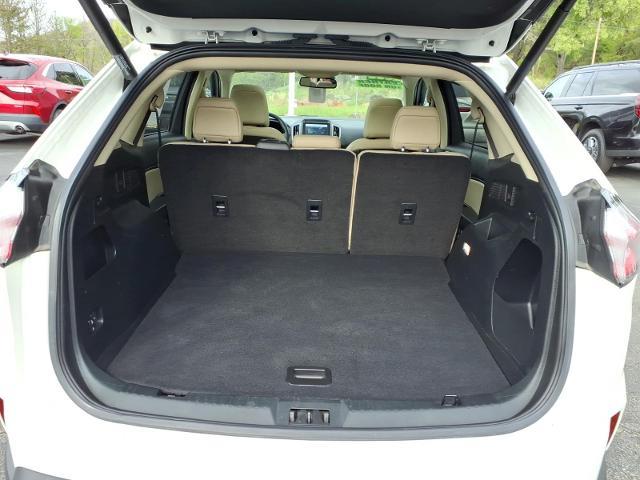 2022 Ford Edge - $25,995