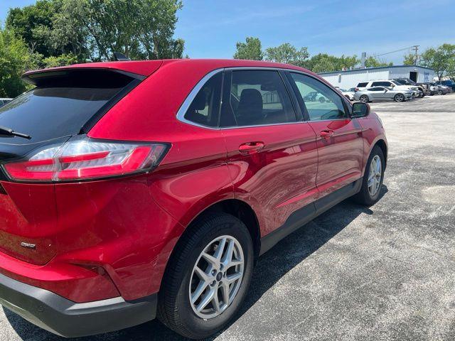2022 Ford Edge - $23,295