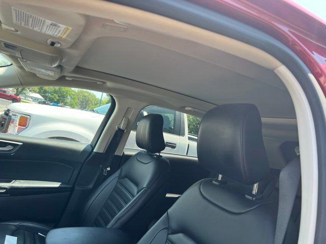 2022 Ford Edge - $23,295