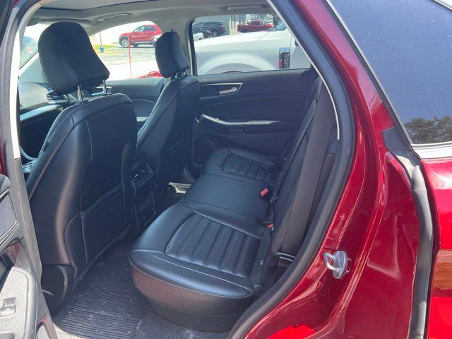 2022 Ford Edge - $23,295