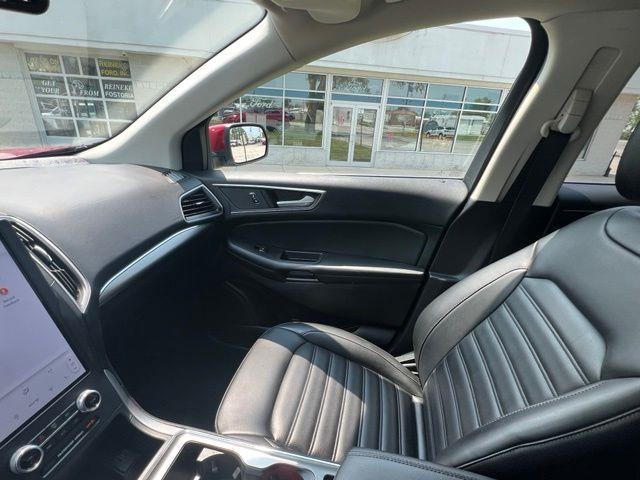 2022 Ford Edge - $23,295