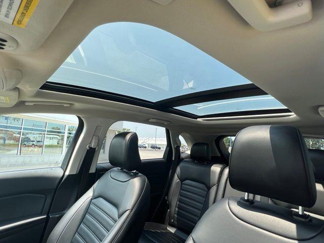 2022 Ford Edge - $23,295