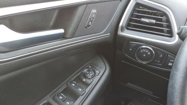 2022 Ford Edge ST-Line
