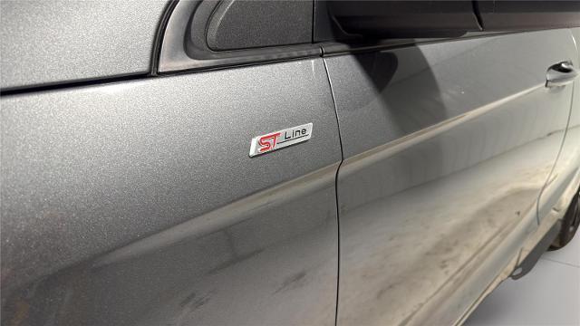 2022 Ford Edge ST-Line