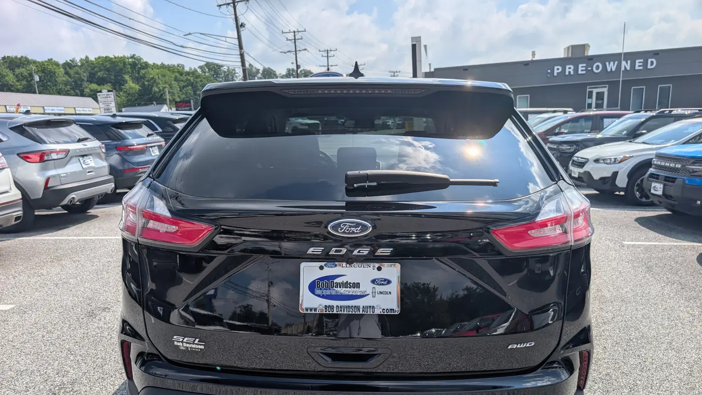 2022 Ford Edge SEL