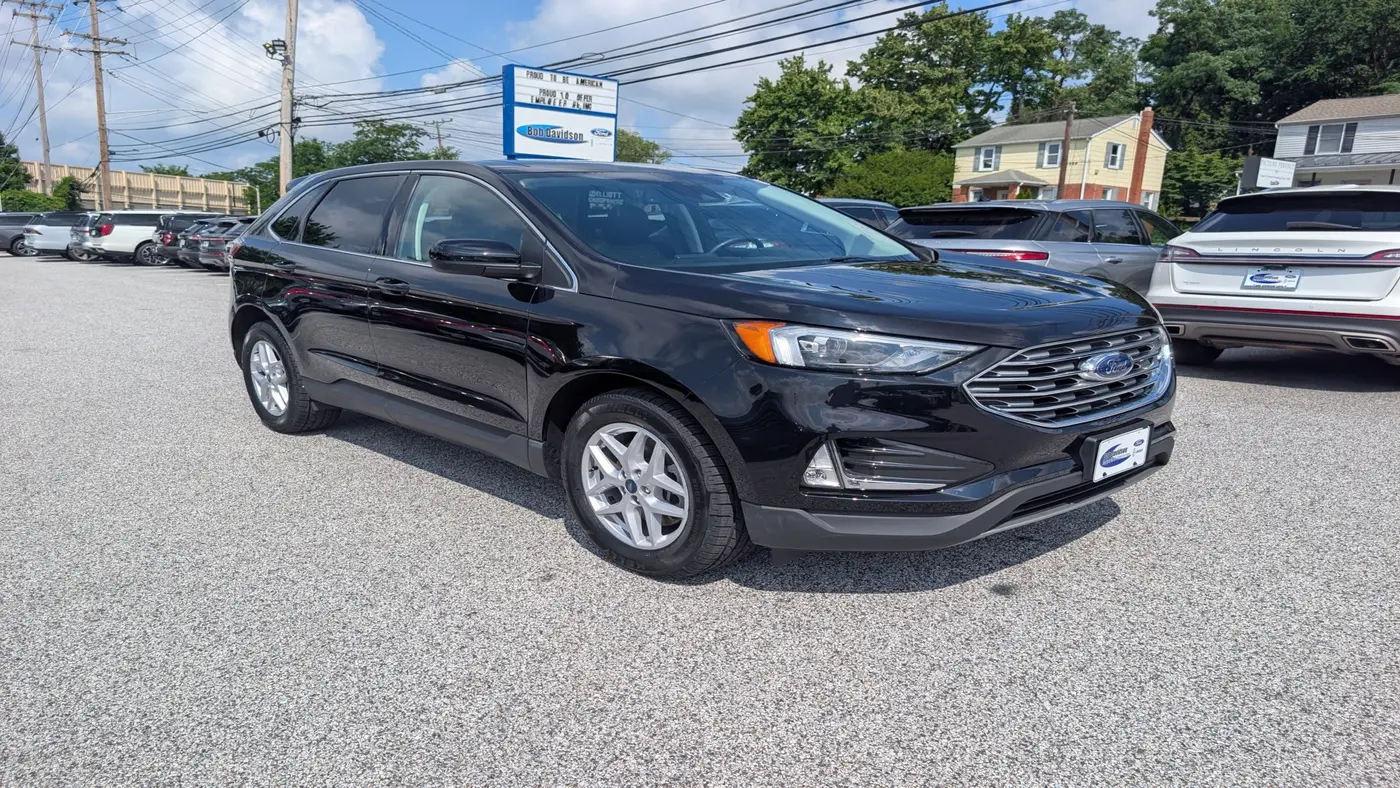 2022 Ford Edge SEL