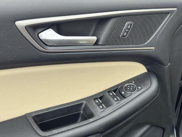 2022 Ford Edge - $23,125