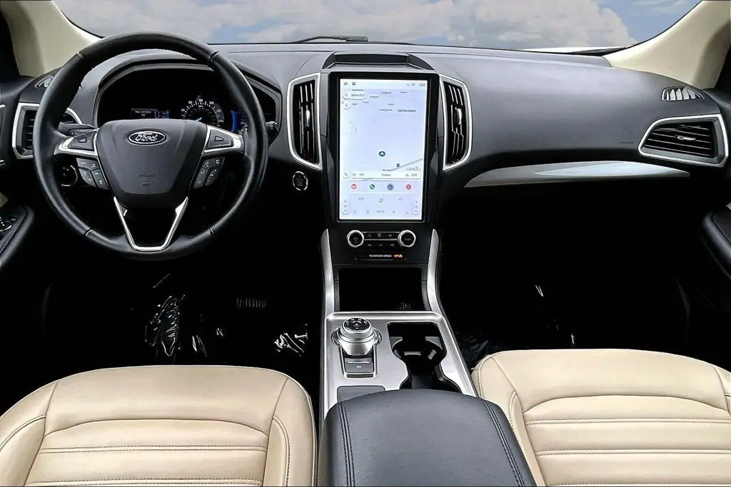 2023 Ford Edge - $24,795