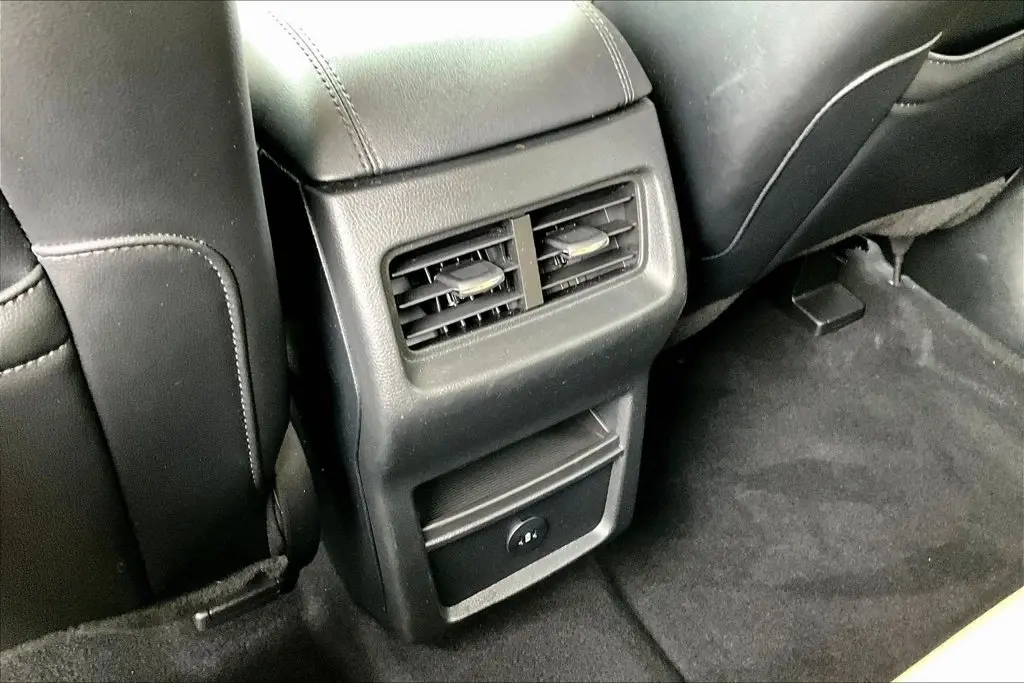 2023 Ford Edge - $24,795