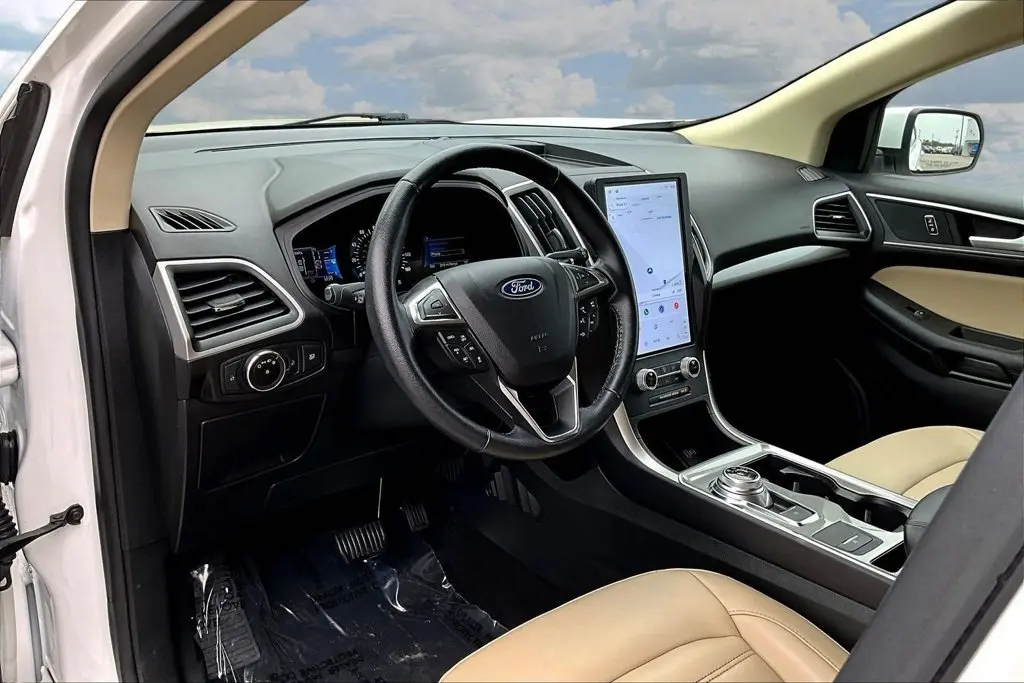 2023 Ford Edge - $24,795