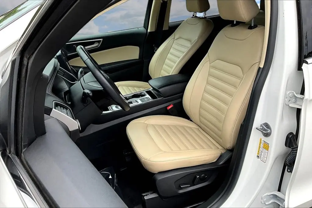 2023 Ford Edge - $24,795