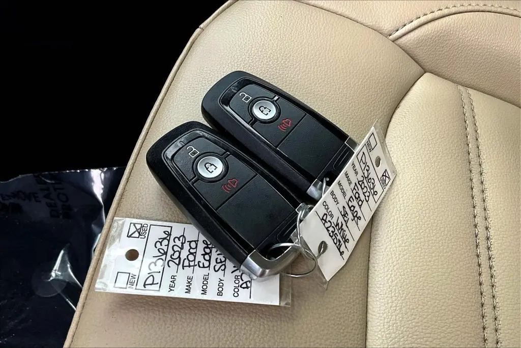 2023 Ford Edge - $24,795
