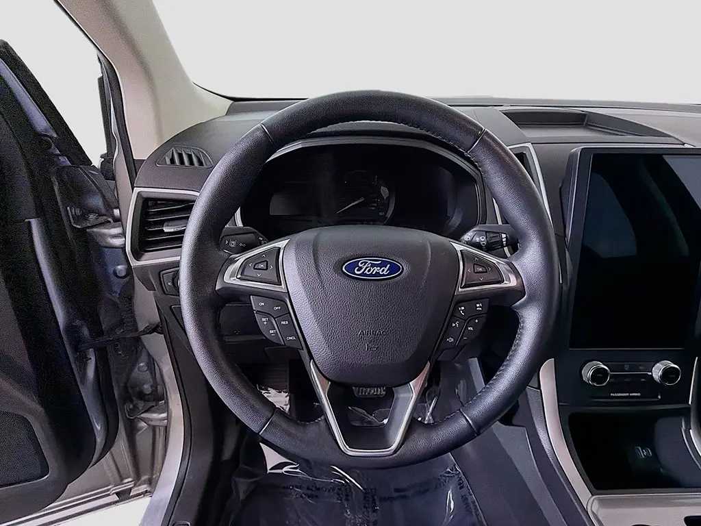 2023 Ford Edge - $21,999