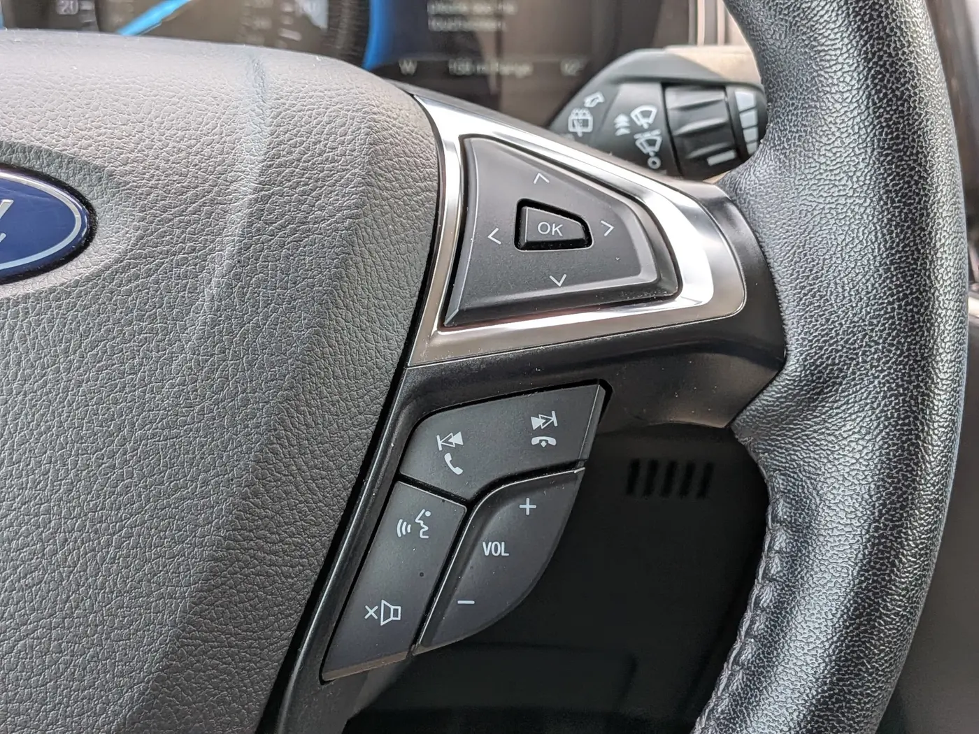 2024 Ford Edge - $25,487