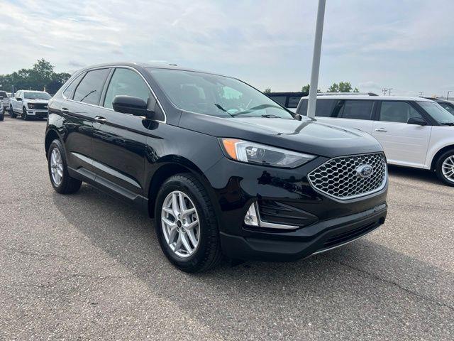 2024 Ford Edge - $25,699