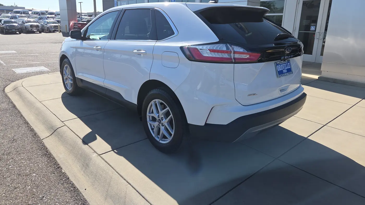 2021 Ford Edge SEL