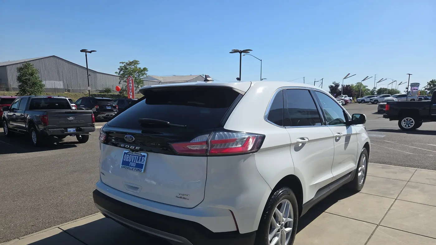 2021 Ford Edge SEL