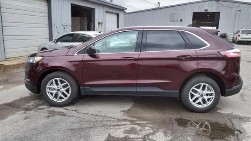 2022 Ford Edge SEL