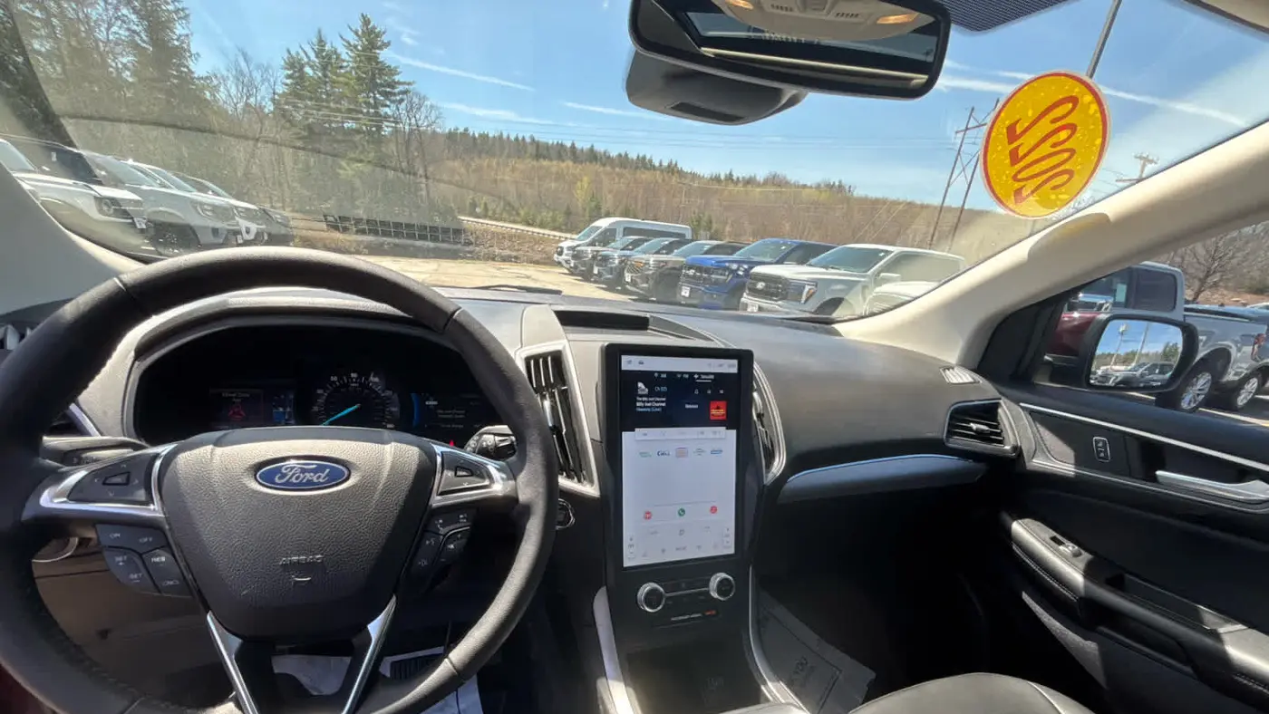 2022 Ford Edge SEL