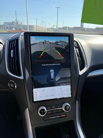 2022 Ford Edge - $22,300