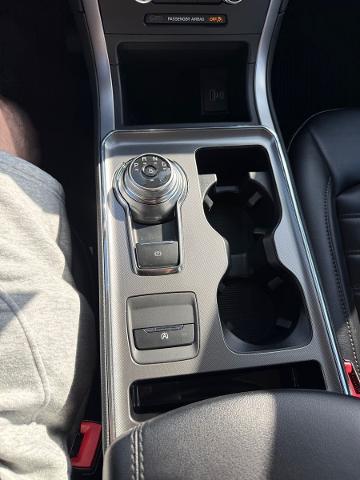 2022 Ford Edge - $22,300