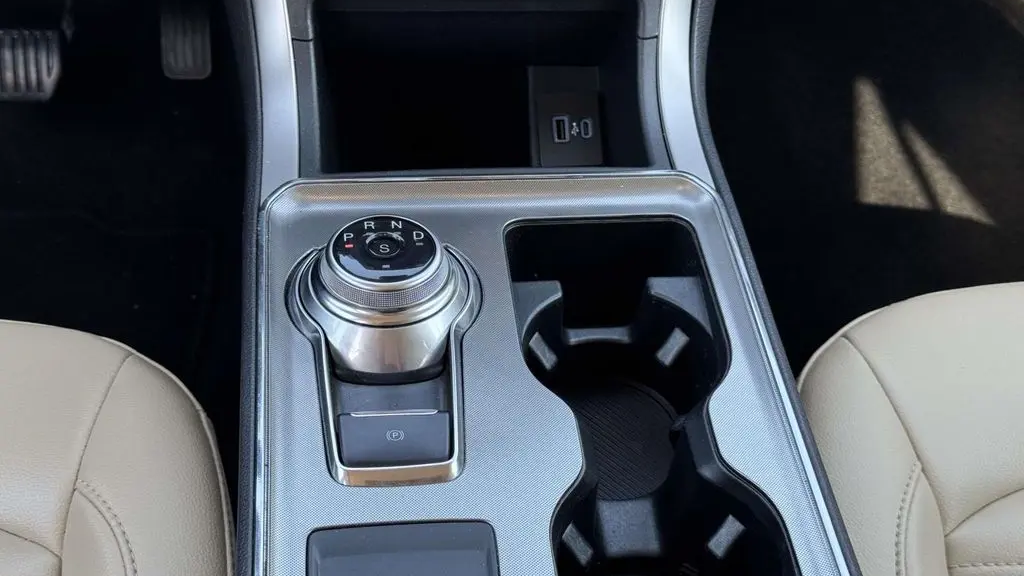 2022 Ford Edge ST-Line