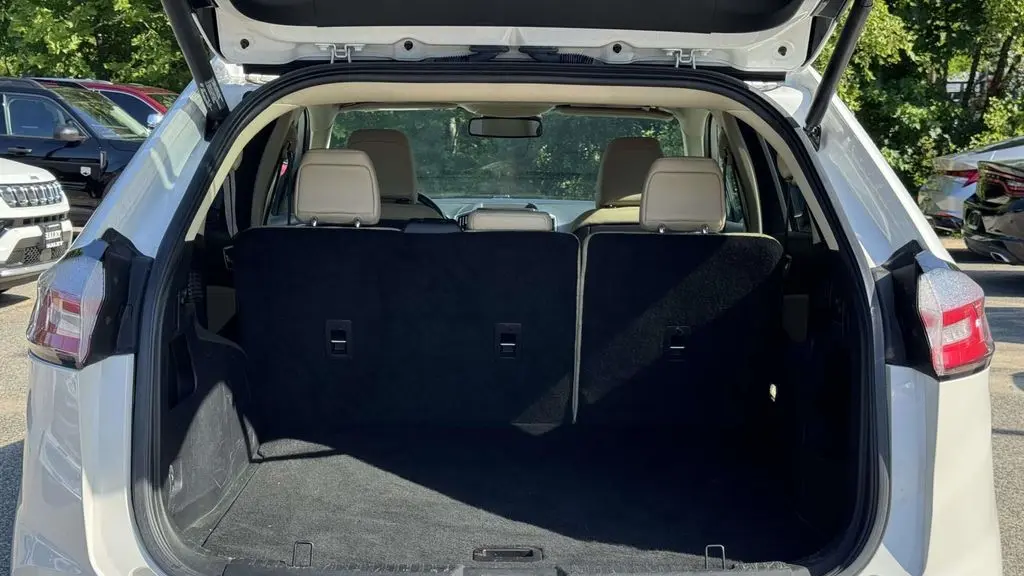 2022 Ford Edge ST-Line