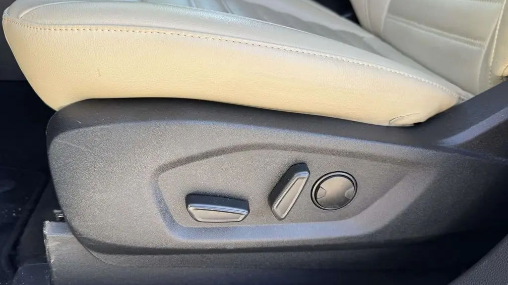 2022 Ford Edge ST-Line