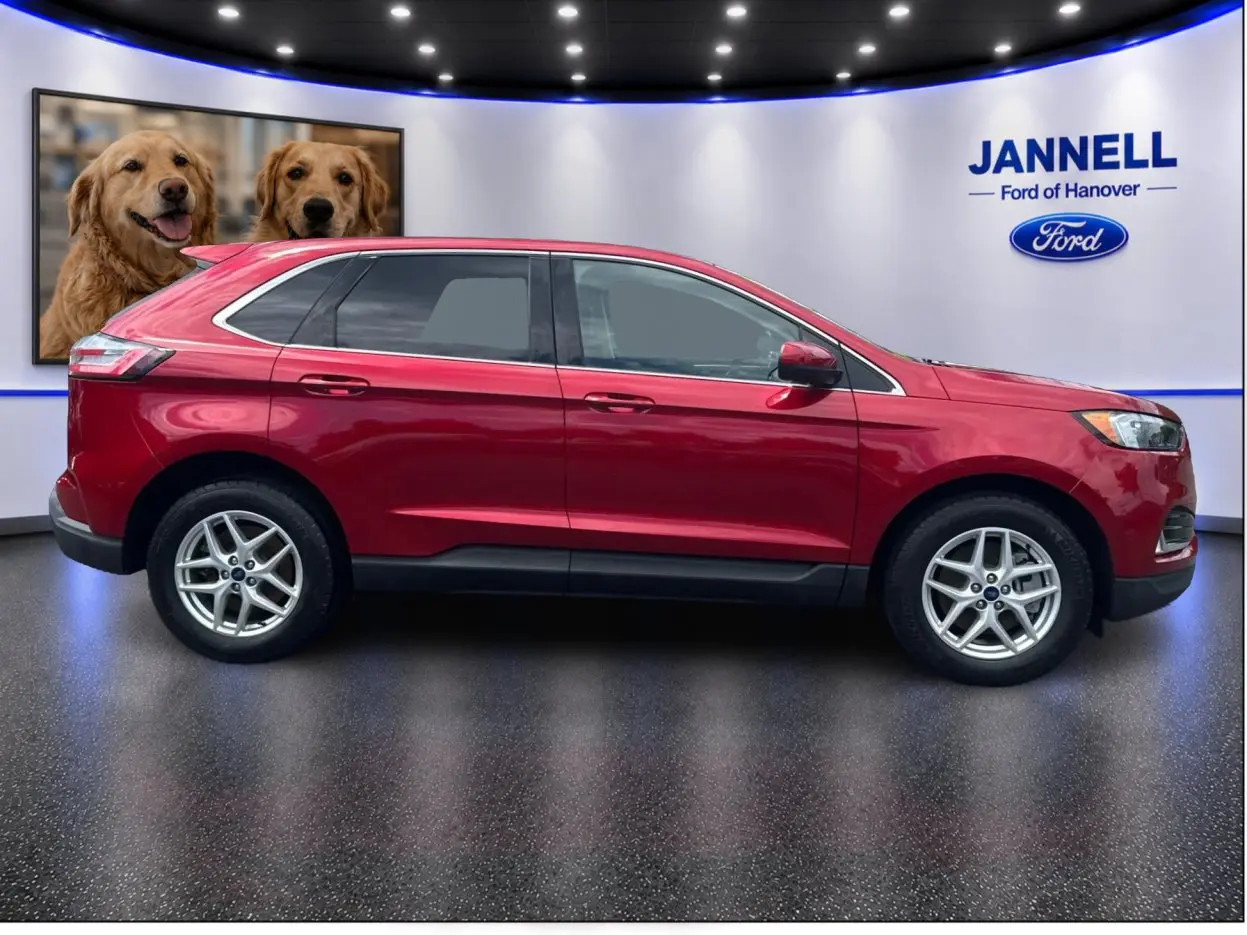 2022 Ford Edge - $25,777