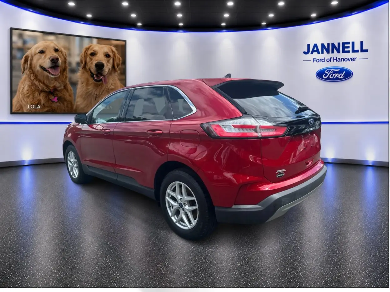 2022 Ford Edge - $25,777