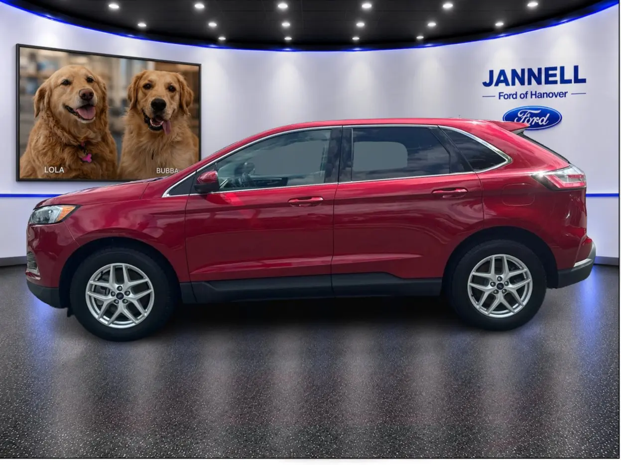 2022 Ford Edge - $25,777