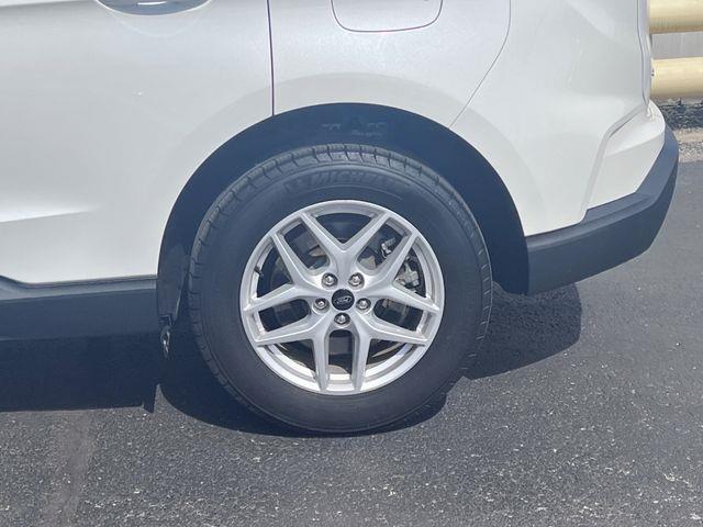 2023 Ford Edge - $27,888