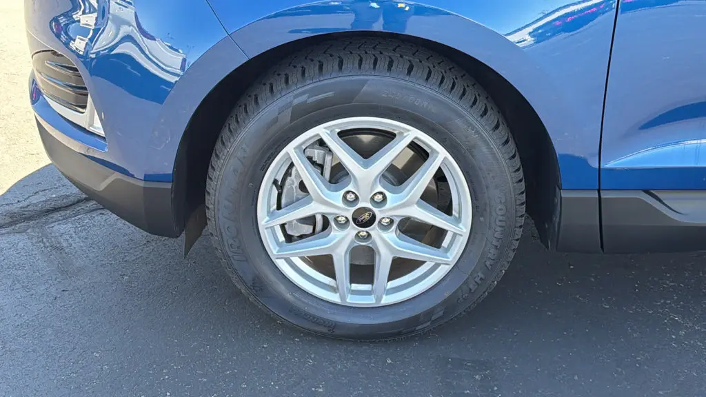 2023 Ford Edge - $21,995