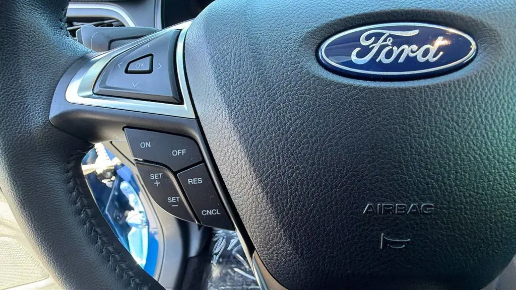 2023 Ford Edge - $21,995