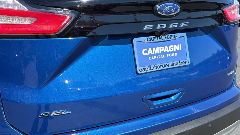 2023 Ford Edge - $21,995