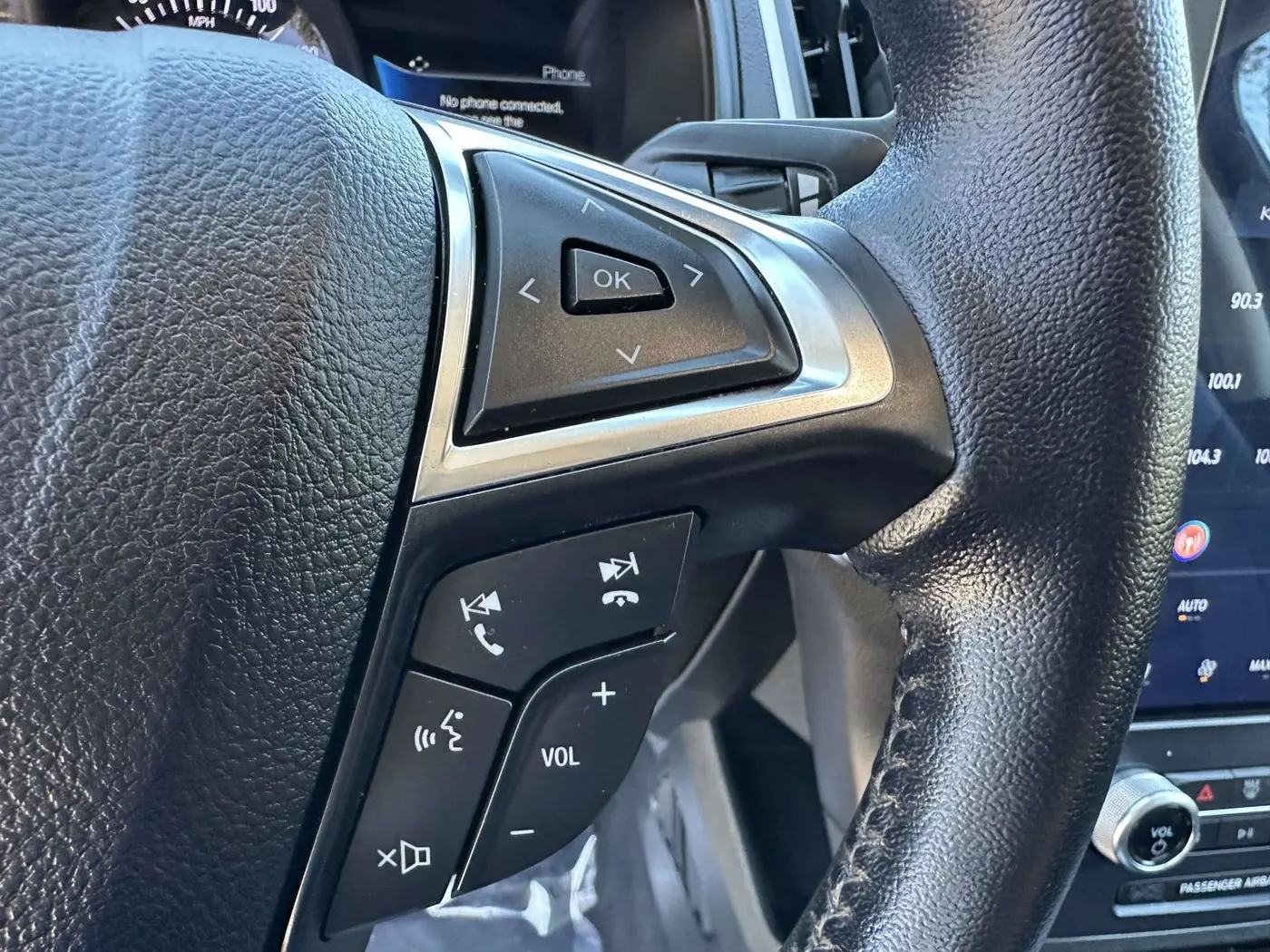 2023 Ford Edge - $29,000