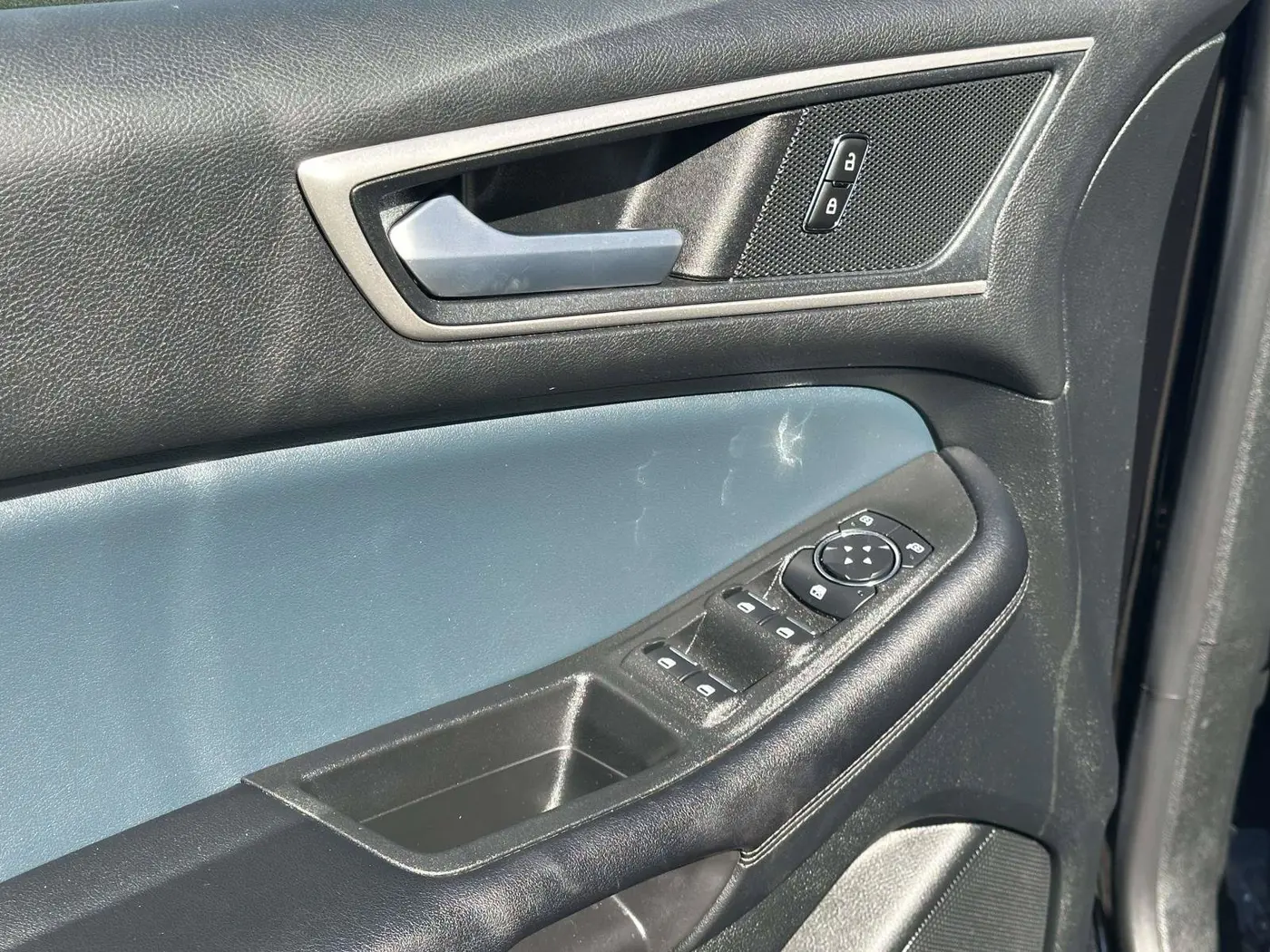 2023 Ford Edge - $29,000