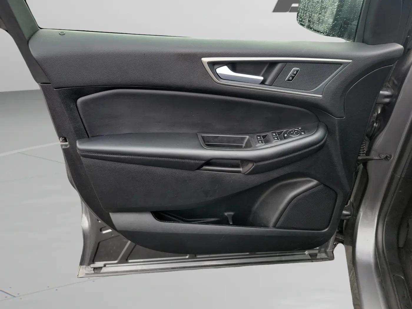 2024 Ford Edge - $27,500