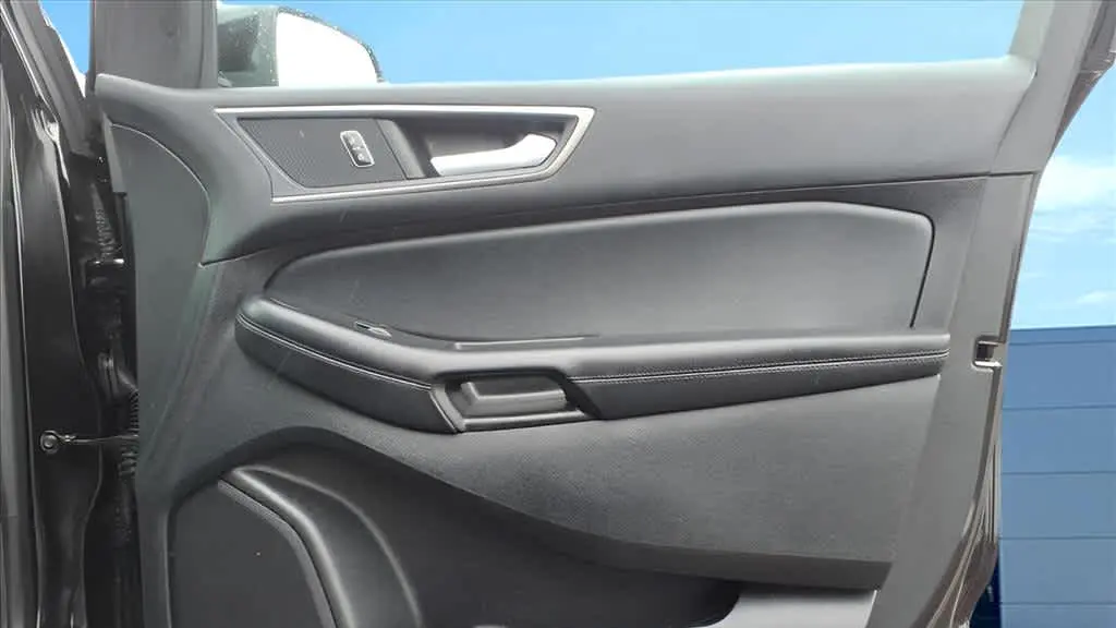 2022 Ford Edge ST-Line