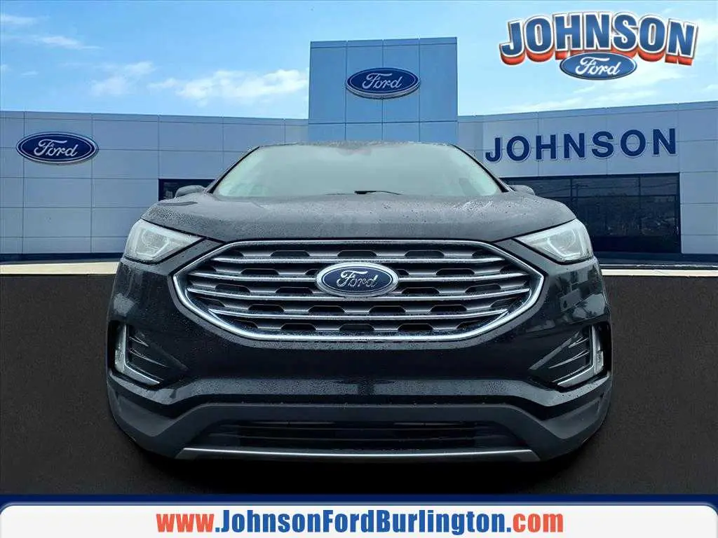 2022 Ford Edge - $24,400