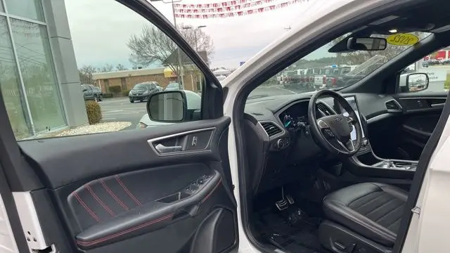 2022 Ford Edge ST-Line