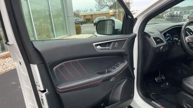 2022 Ford Edge ST-Line