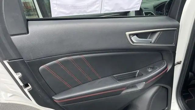 2022 Ford Edge ST-Line