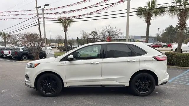 2022 Ford Edge ST-Line
