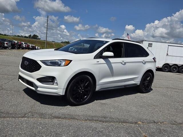 2022 Ford Edge - $25,309