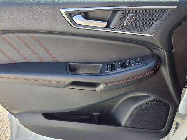 2022 Ford Edge - $25,309