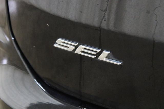 2022 Ford Edge - $22,847